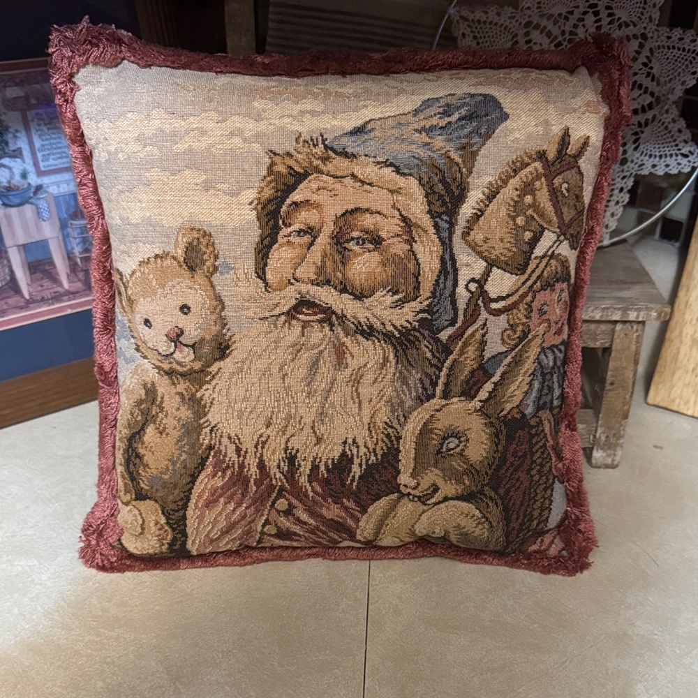 Vintage Santa pillow 12x12